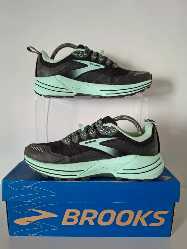Used Brooks Cascadia 16 bike — image 7 of 14