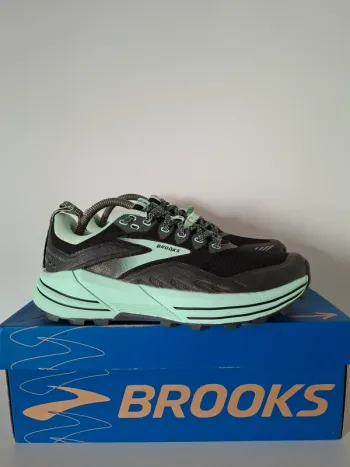 Used Brooks Cascadia 16 bike — image 3 of 14
