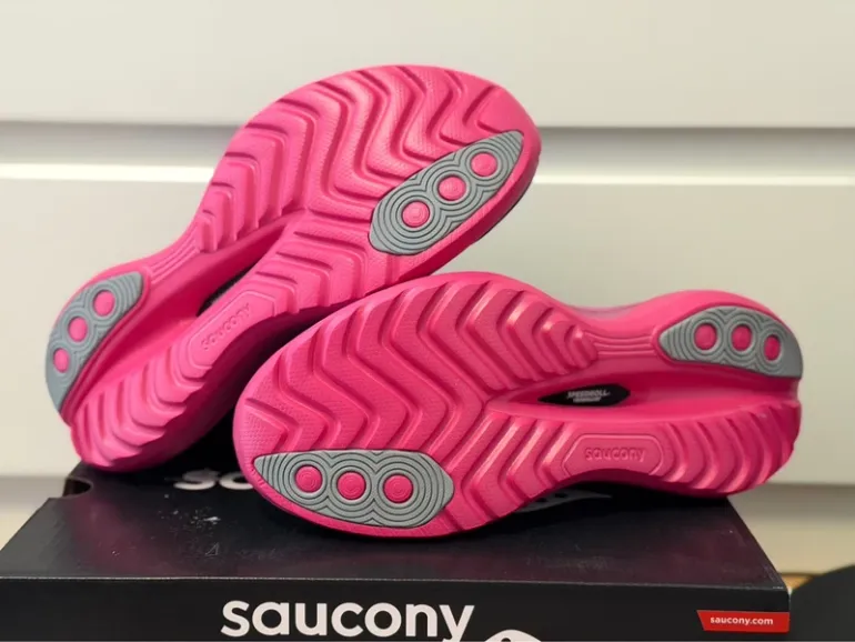 Used Saucony Endorphin Trainer bike — image 13 of 15
