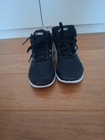 Used Asics Scarpe Running Shoes