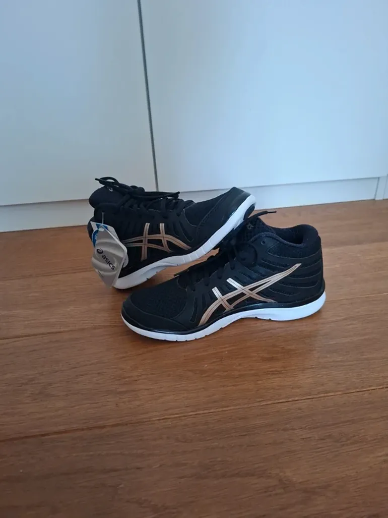 Used Asics Scarpe bike — image 4 of 4