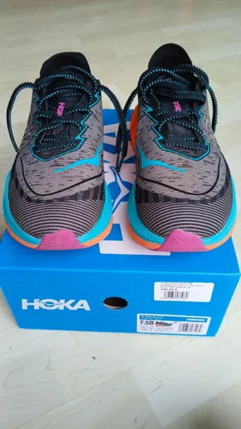 Tweedehands Hoka Mach x2 bike — afbeelding 4 van 7