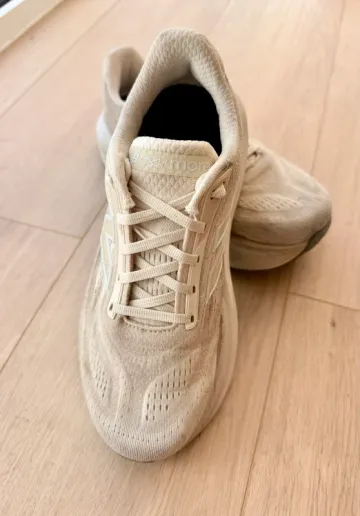 Używany New Balance Fresh Foam X More v6 Running Shoes