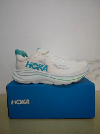 Gebrauchtes Hoka Shoes size 39 Running Shoes