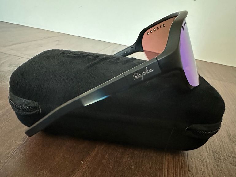 Brugt Rapha Explore Sunglasses 2024 bike — billede 4 af 5