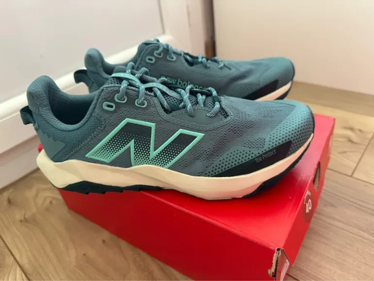Tweedehands New Balance Dynasoft Nitrel bike — afbeelding 4 van 5