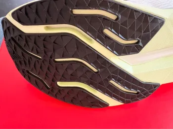 Gebrauchtes New Balance FuelCell Propel v5 bike — Bild 6 von 7