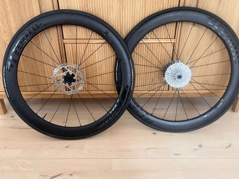 Brugt Attaque 50 mm Carbon wheels 2024 bike — billede 9 af 11