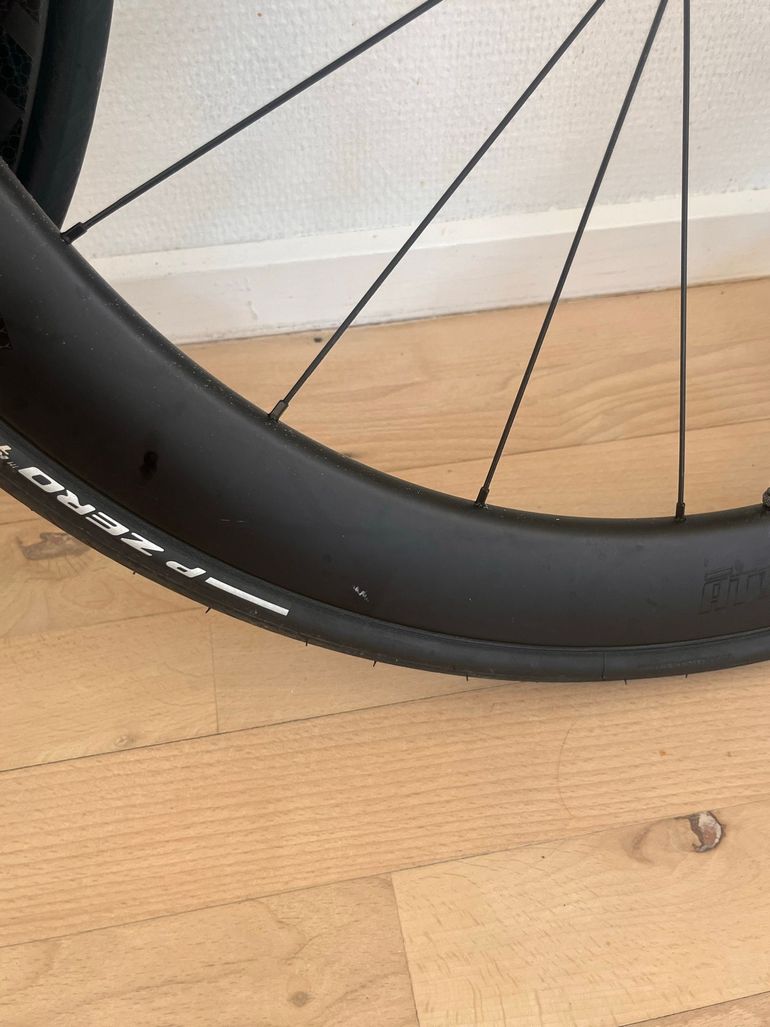 Brugt Attaque 50 mm Carbon wheels 2024 bike — billede 7 af 11