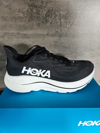Used Hoka Clifton 10 Running Shoes