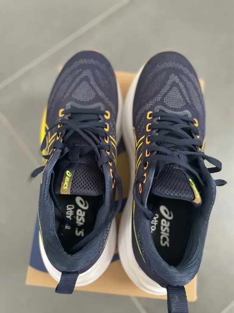 Used Asics Gel Saiun 3 bike — image 2 of 5