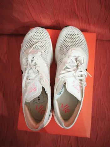 Used Nike Vaporfly 3 bike — image 5 of 6