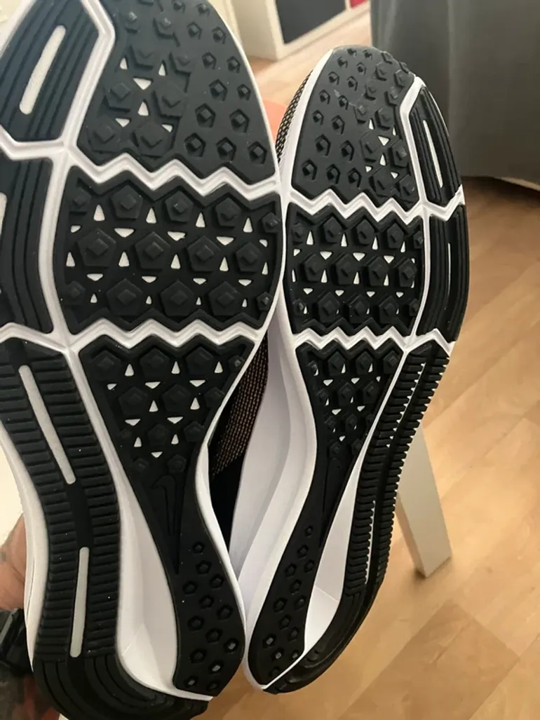Použité Nike Downshifter 9 bike — obrázek 3 z 4