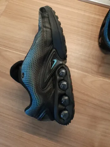 Used Nike Air Max bike — image 3 of 12