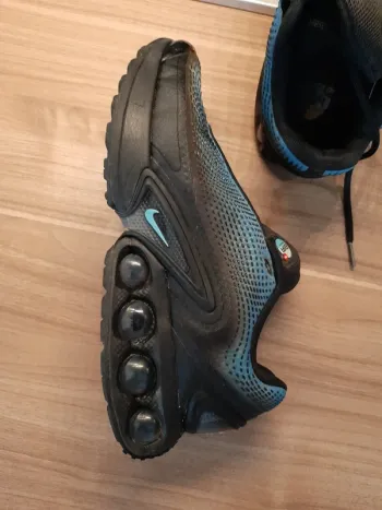 Used Nike Air Max bike — image 2 of 12