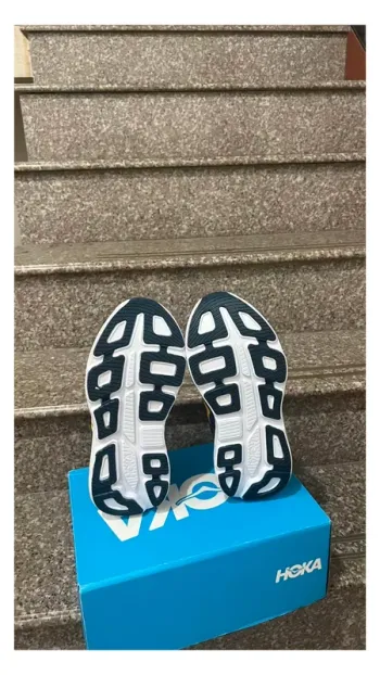Used Hoka Shoes bike — image 5 of 6