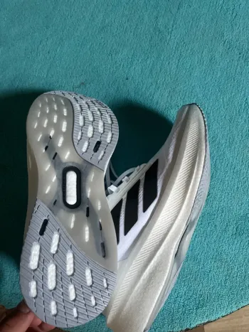 Used Adidas Ultraboost bike — image 3 of 7