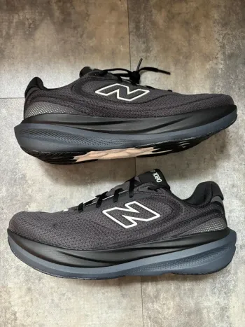 New Balance 1080 Running Shoes usato