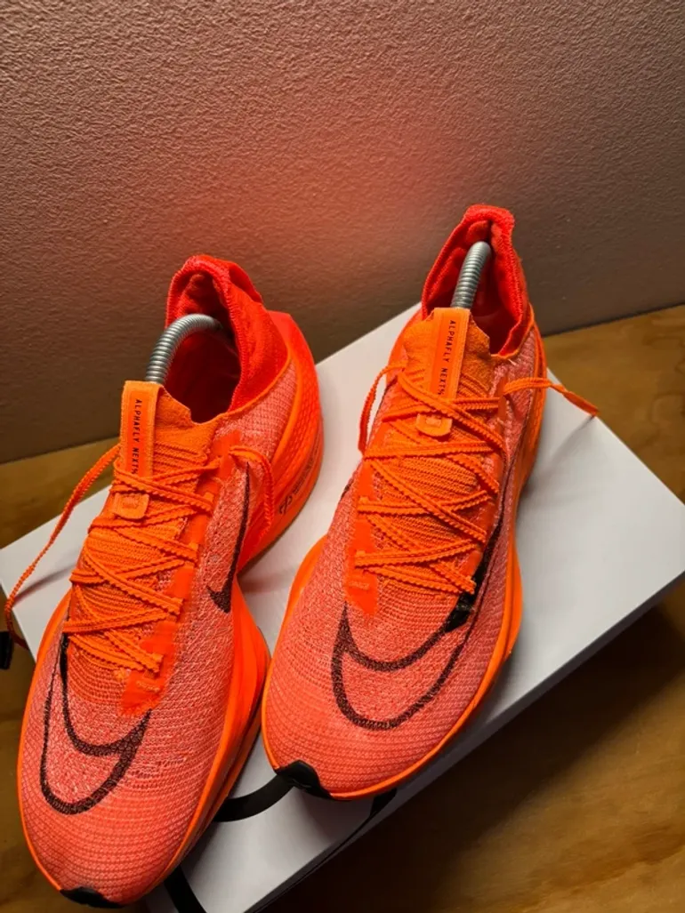 Tweedehands Nike Alphafly 2 bike — afbeelding 4 van 14