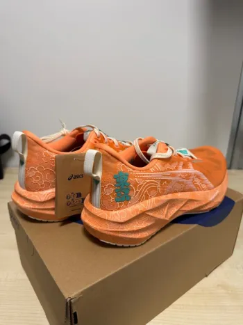 Used Asics Novablast 5 Tokyo bike — image 3 of 8