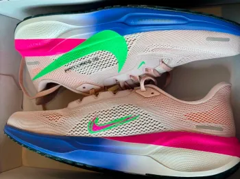 Použité Pegasus Nike Air 41 Eliud Kipchoge bike — obrázek 4 z 9