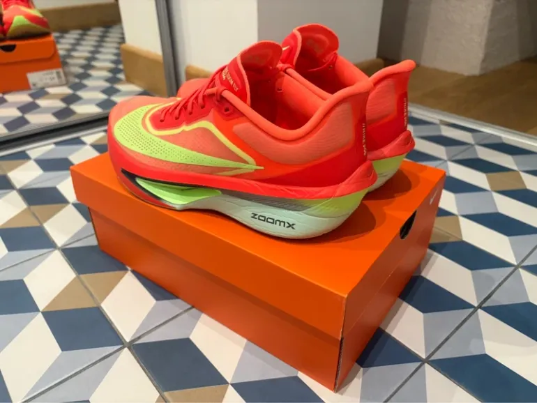 Nike Zoom Fly 6 bike d'occasion — image 3 sur 7