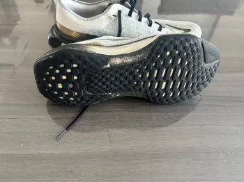 Použité Nike Invincible Run 3 bike — obrázek 3 z 5