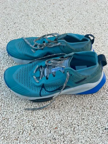 Used Autre Trail Zegama Running Shoes