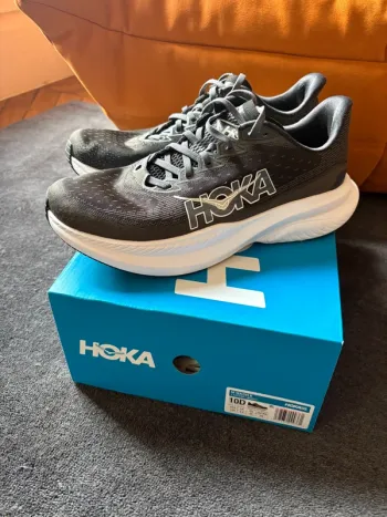 Used Hoka Mach 6 Running Shoes