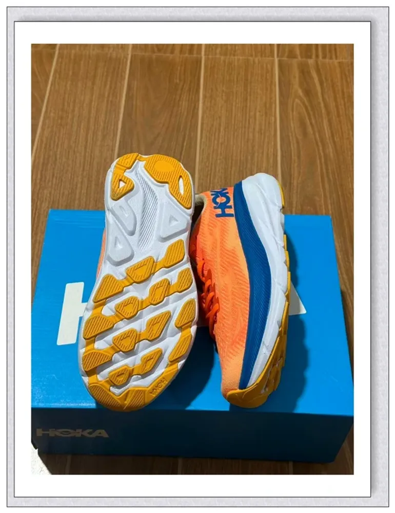 Hoka Shoes size 41 bike d'occasion — image 4 sur 5