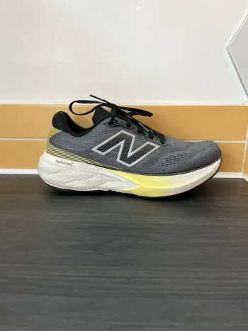 Used New Balance Fresh Foam x880 v15 bike — image 7 of 13
