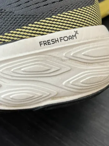 Used New Balance Fresh Foam x880 v15 bike — image 13 of 13