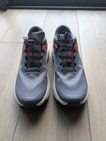 Salomon Ultra Glide 3 Running Shoes d'occasion