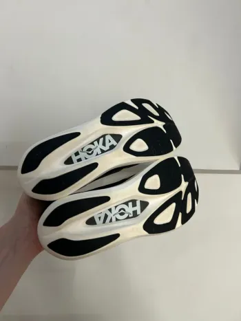 Used Hoka Rocket X2 bike — image 4 of 11