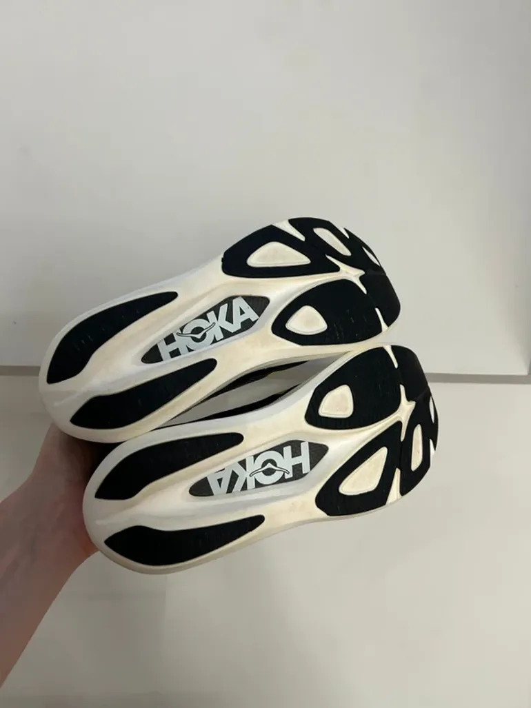 Used Hoka Rocket X2 bike — image 4 of 11