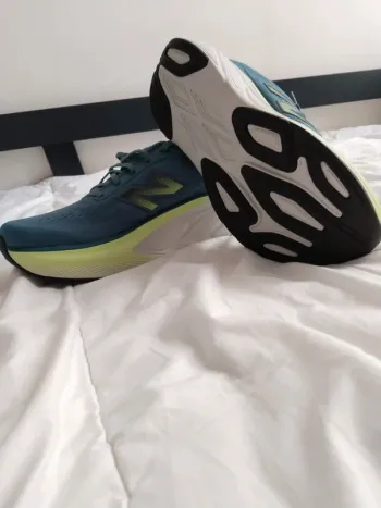 Tweedehands New Balance Fresh Foam bike — afbeelding 5 van 6