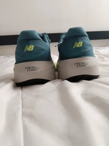 Tweedehands New Balance Fresh Foam bike — afbeelding 2 van 6
