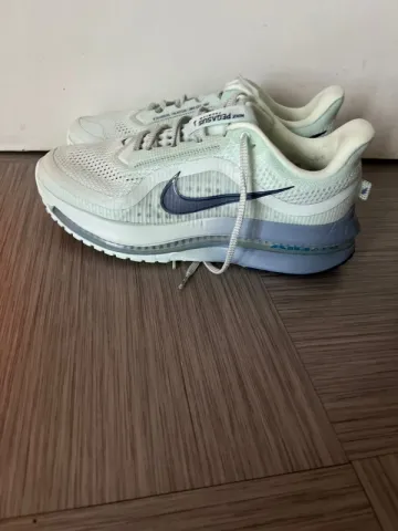 Premium Nike Running Shoes Running Shoes de segunda mano