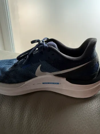 Brugt Nike Air Zoom Structure 25 Running Shoes