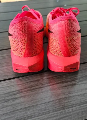 Gebrauchtes Nike ZoomX Vaporfly Next% 3 bike — Bild 8 von 8