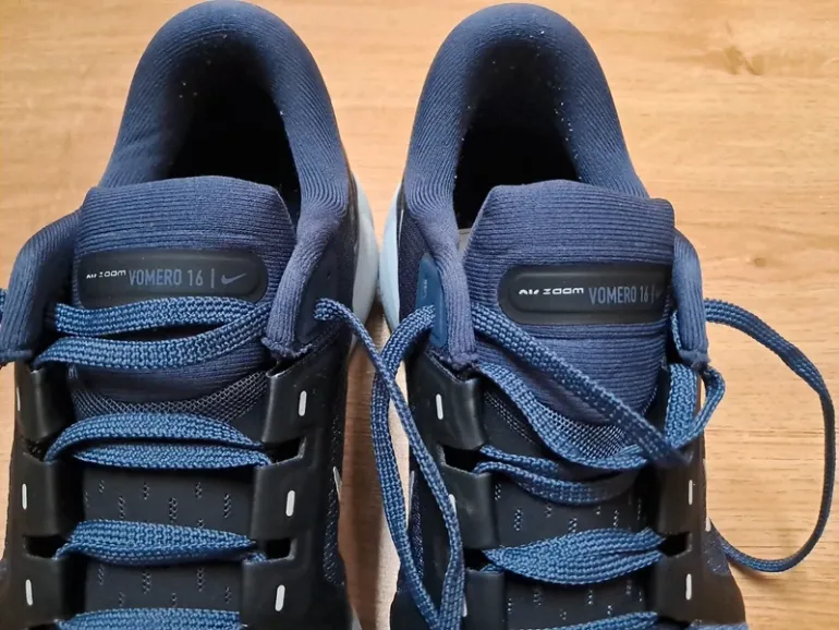 Nike Vomero 16 bike d'occasion — image 8 sur 8