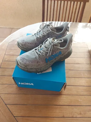 Hoka Speedgoat 6 Running Shoes de segunda mano