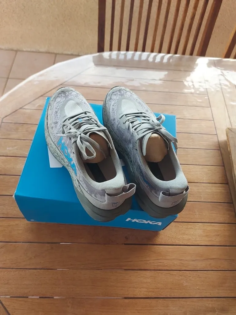 Tweedehands Hoka Speedgoat 6 bike — afbeelding 4 van 4