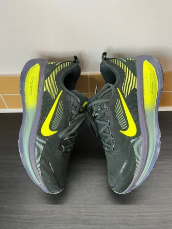 Used Nike Vomero 18 bike — image 3 of 15