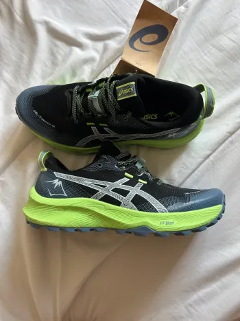 Used Asics Gel-Trabuco 12 Running Shoes