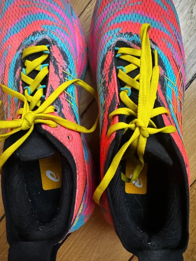 Used Asics Gel Nimbus 25 bike — image 4 of 9