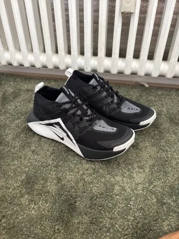 Używany Nike Wildhorse 10 bike — zdjęcie 2 z 14