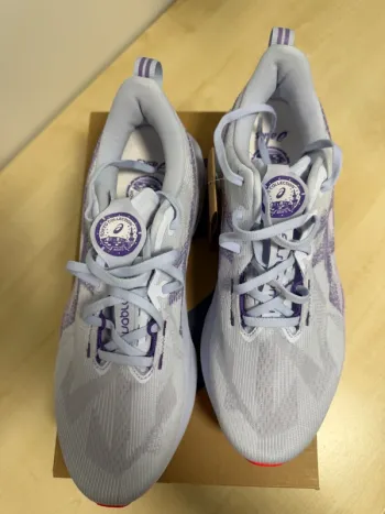 Gebrauchtes Asics Novablast 5 Tokyo bike — Bild 3 von 10