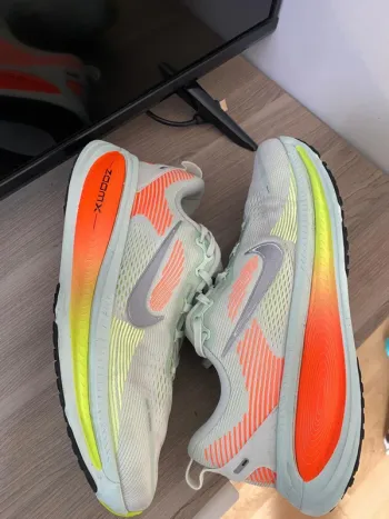 Lange Nike Vomero 18 bike de segunda mano — imagen 3 de 7