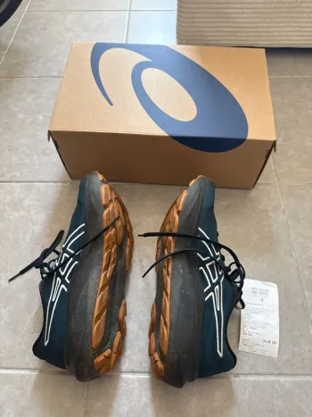 Used Asics GT-2000 14 bike — image 2 of 5